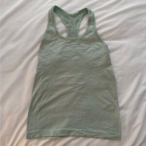 Lululemon Swiftly Tech Tank
